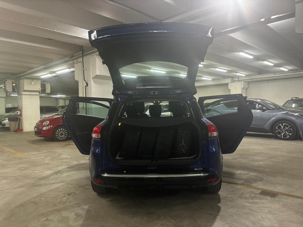 RENAULT Clio Sporter 1.5 dci Moschino Zen 75cv