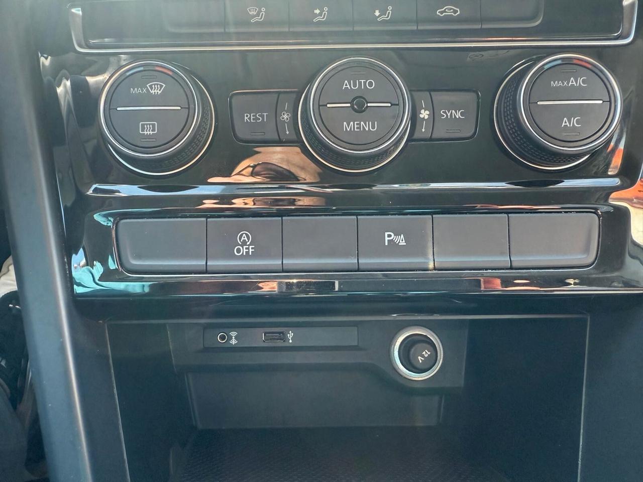 Volkswagen Touran 2.0 TDI 150 CV SCR Highline BlueMotion Technology