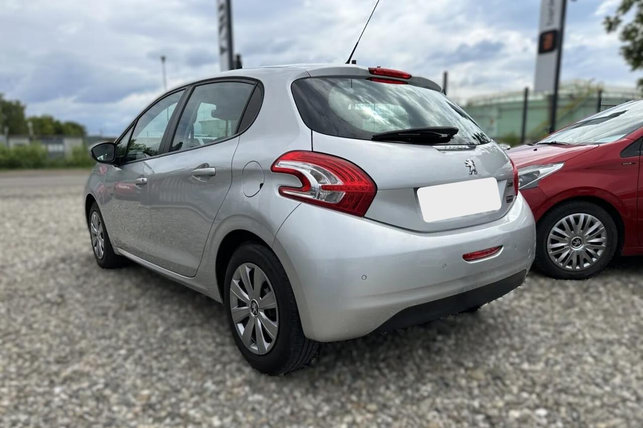 Peugeot 208 Allure