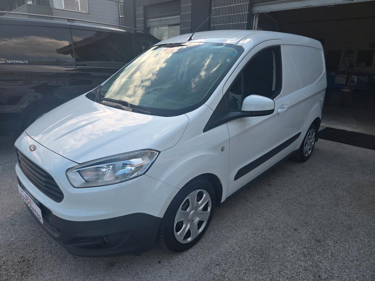 Ford Transit Courier Transit Courier 1.5 TDCi 75CV Van Trend