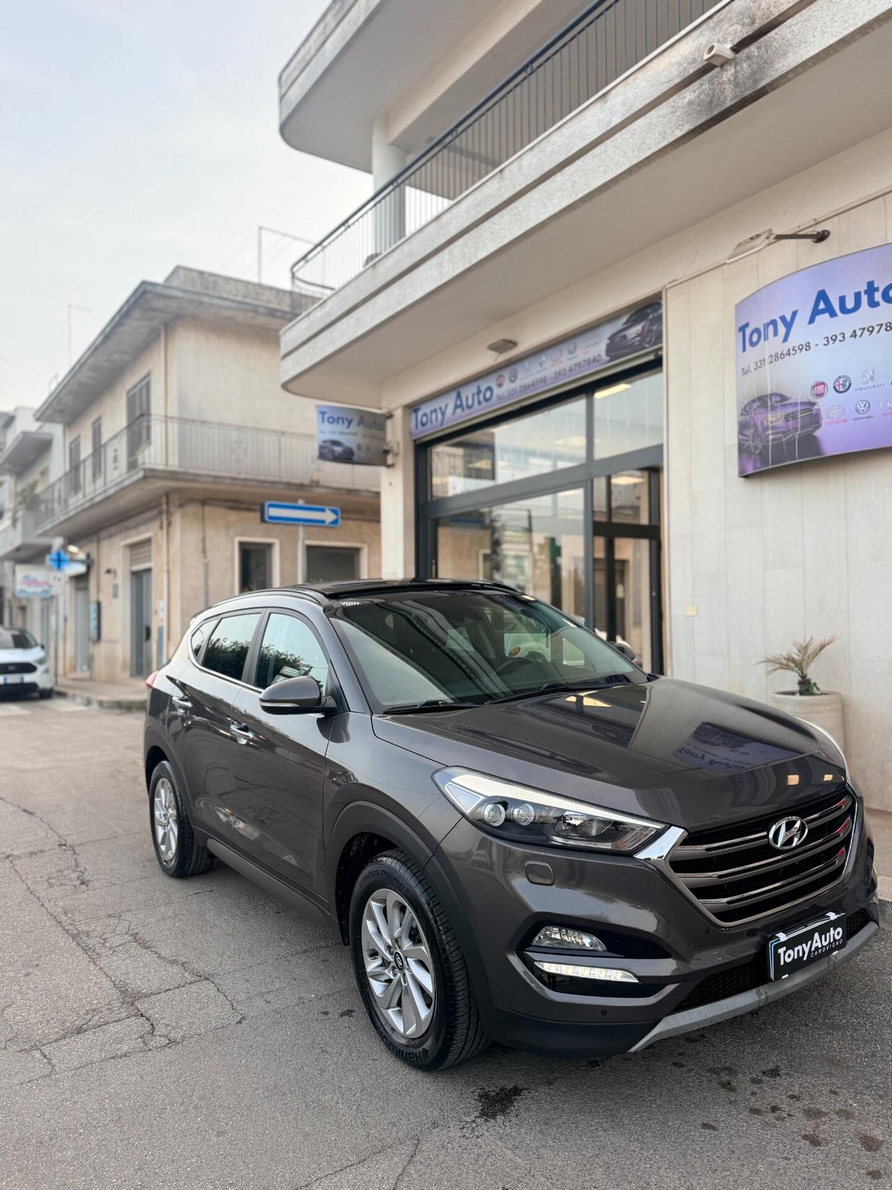 Hyundai Tucson 1.7 CRDi XPossibleTETTO APRIBILE,TELECAMERA,NAVI,ANDROID AUTO,BLUETOOTH,FULL LED,PELLE