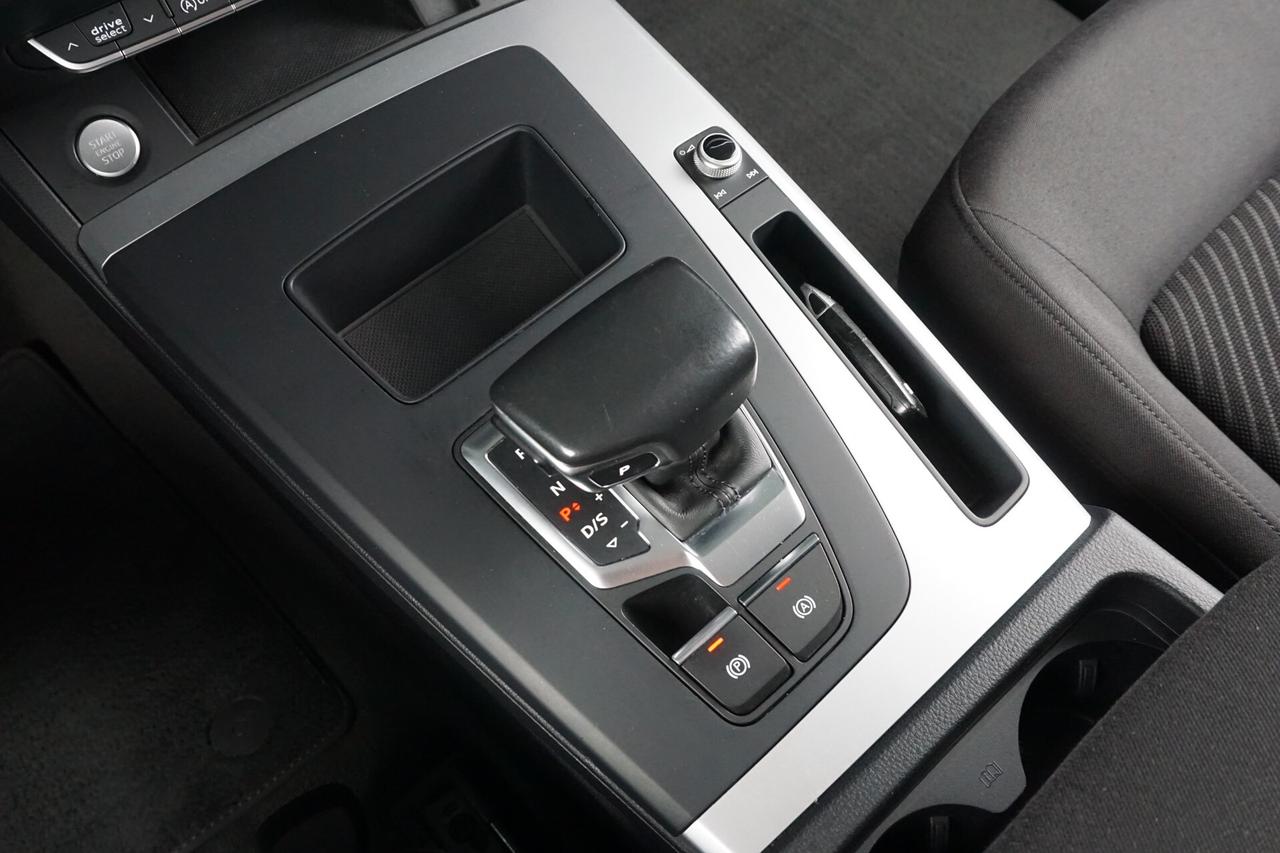 Audi Q5 30 TDI S tronic Business