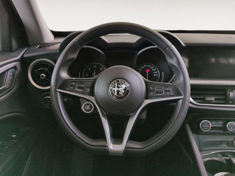 Alfa Romeo Stelvio 2.2 Turbo Diesel 180CV AT8 RWD Executive