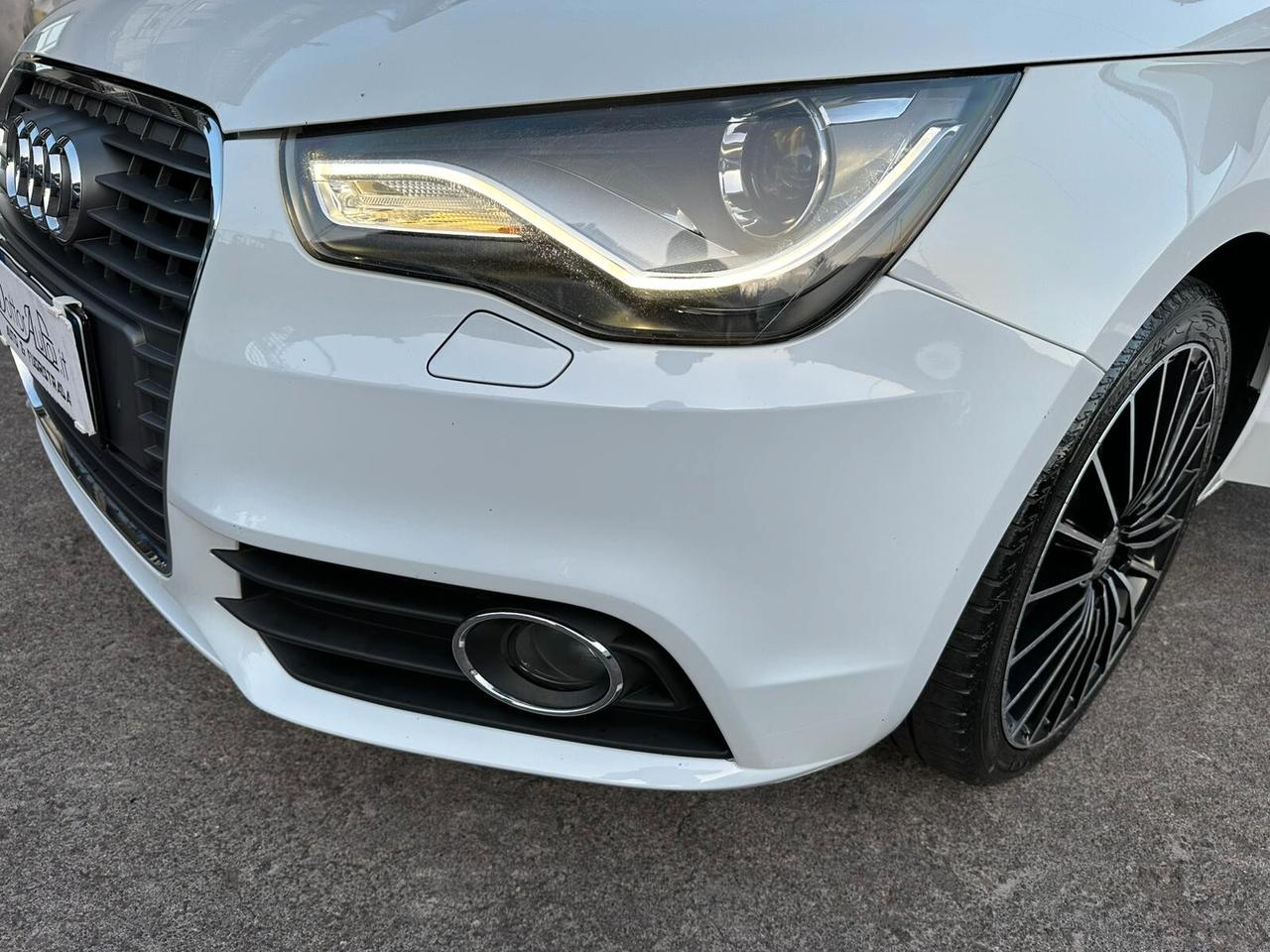 Audi A1 SPB 1.6 TDI S line edition plus