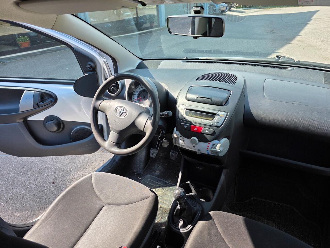 Toyota Aygo 1.0 12V VVT-i 5 porte Active Connect