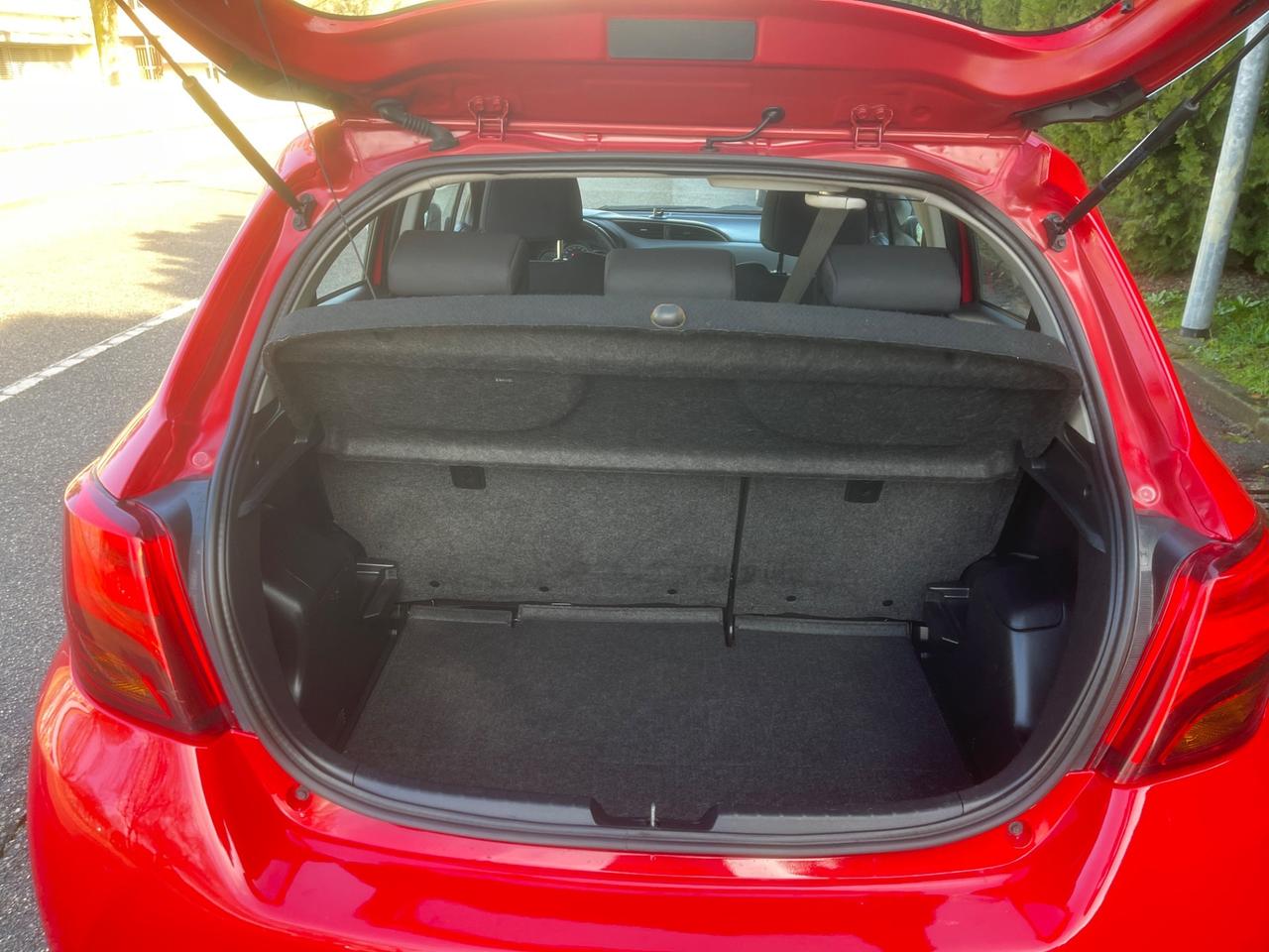 Toyota Yaris 1.0 5 porte Lounge