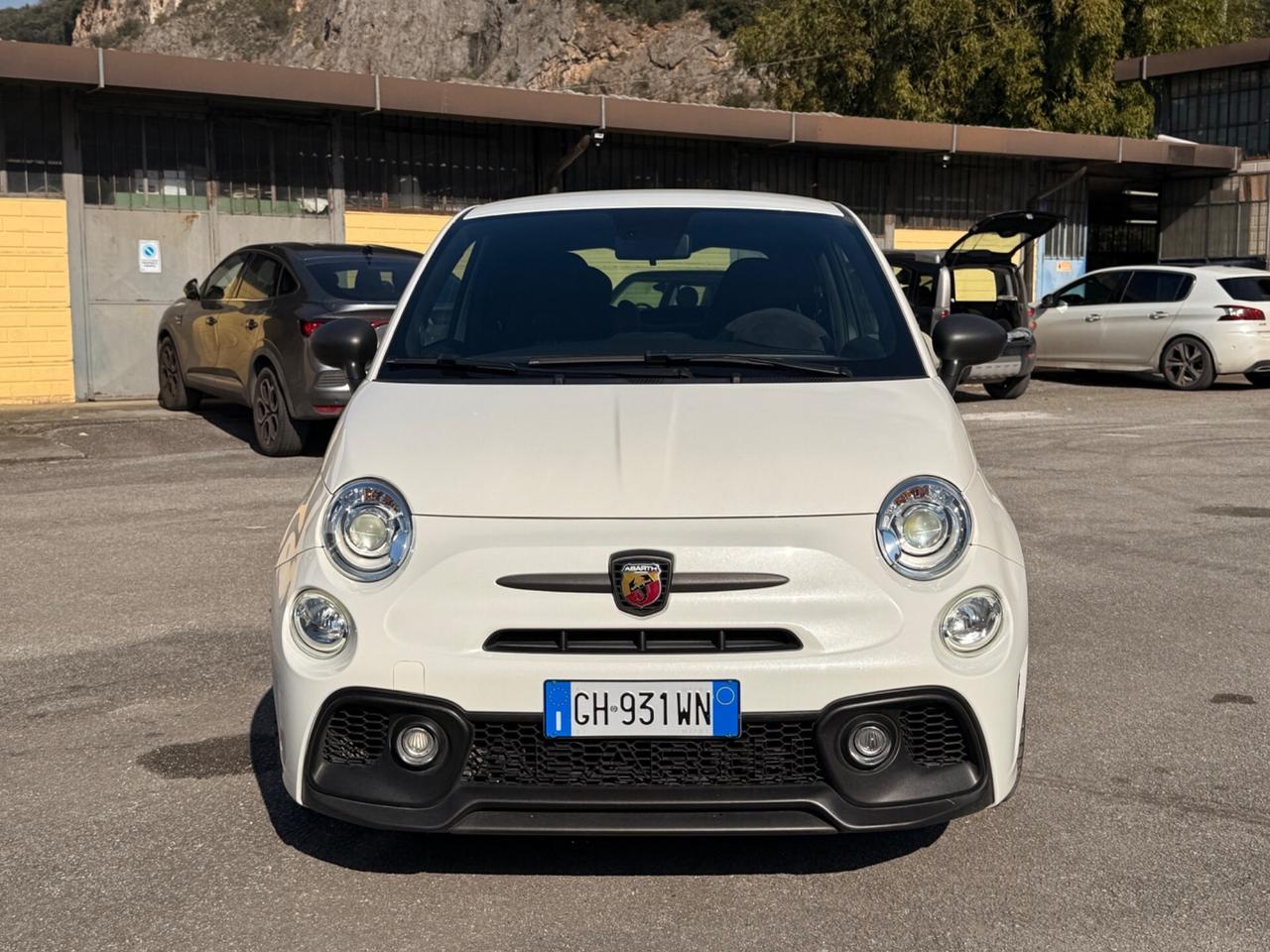 Abarth 595 1.4 Turbo T-Jet 180 CV Competizione