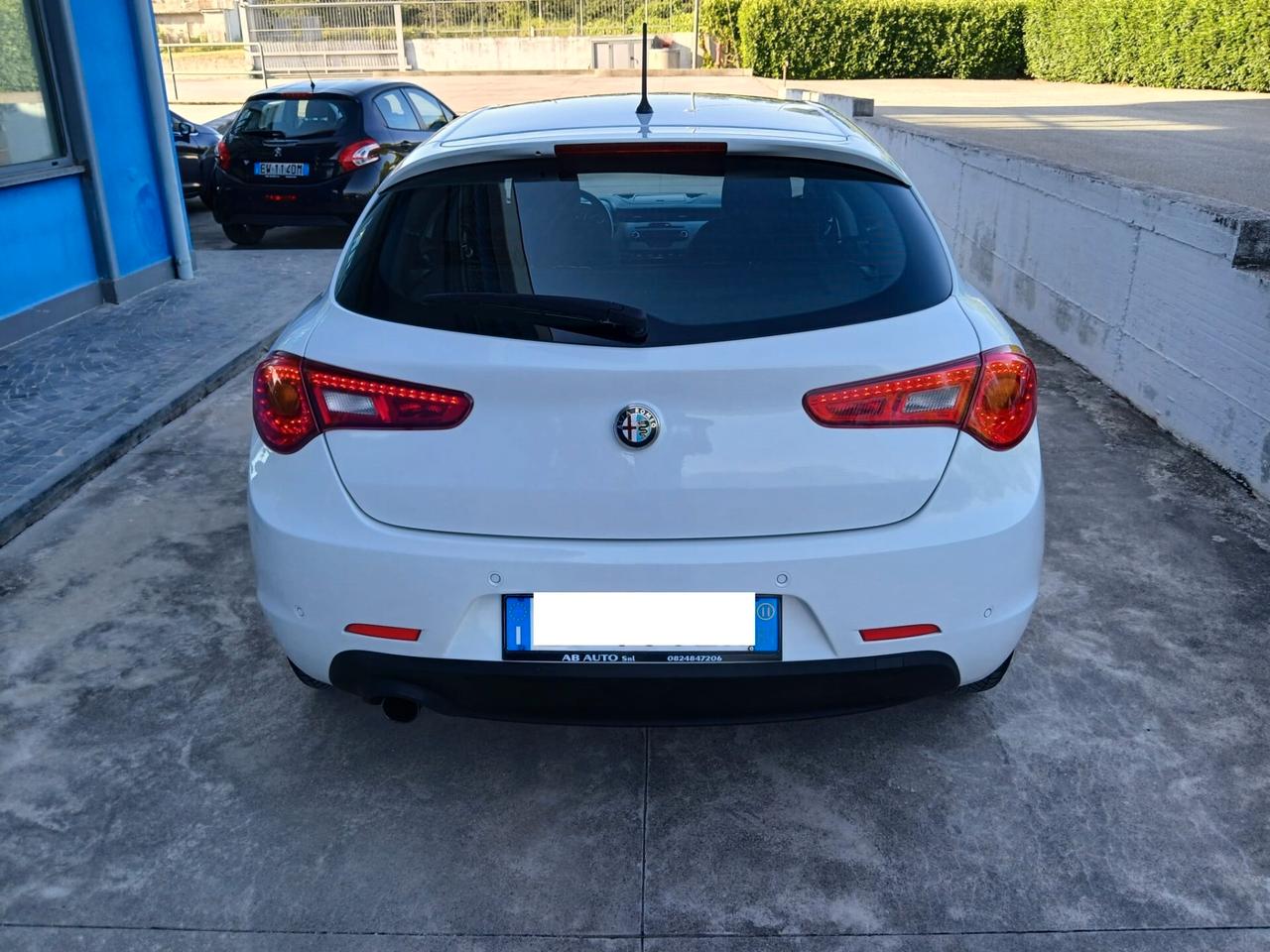 Alfa Giulietta 1.6JTDm 105cv Distinctive anno 2011