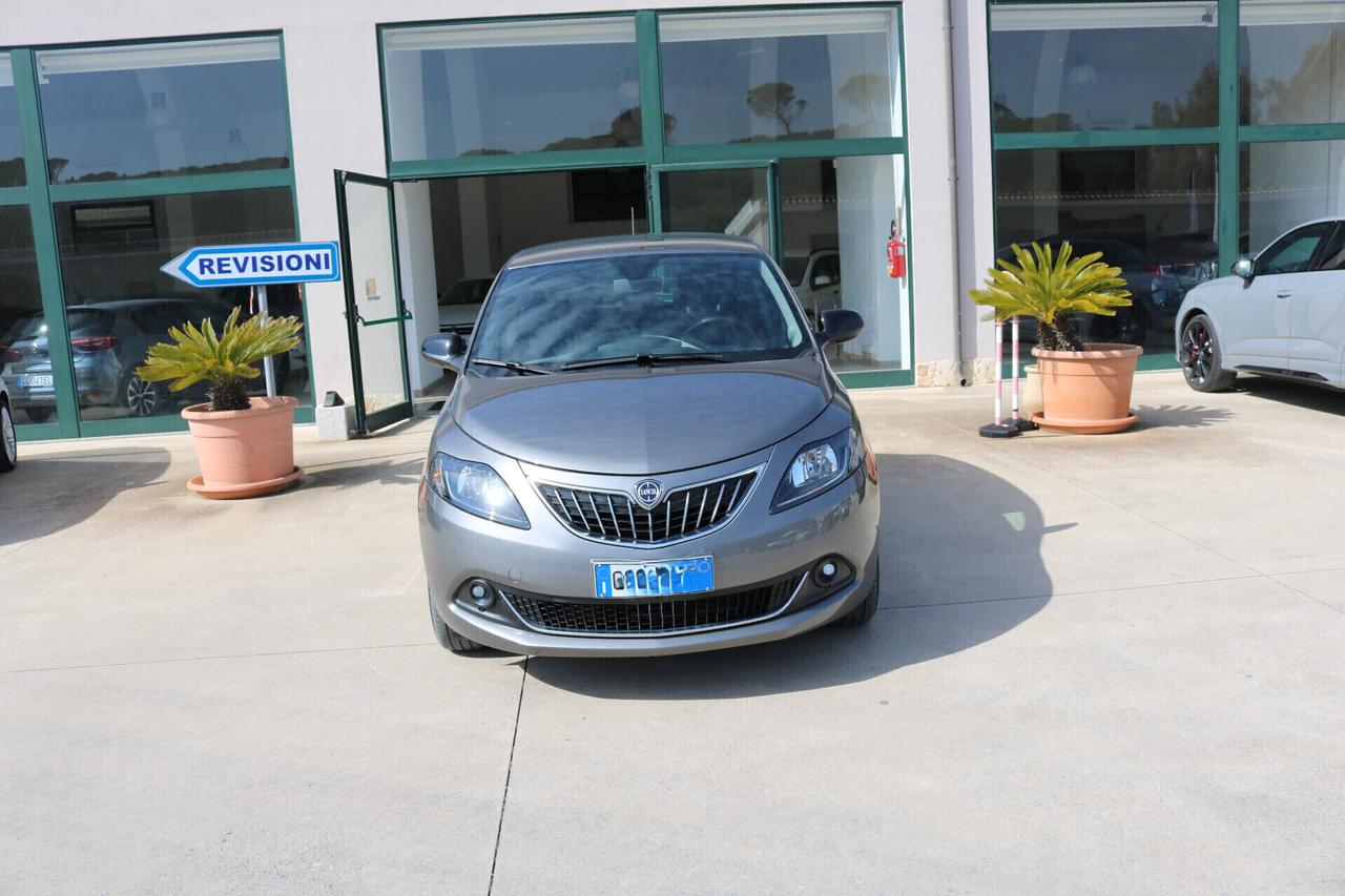 Lancia Ypsilon 1.0 FireFly 5 porte S&S Hybrid Gold
