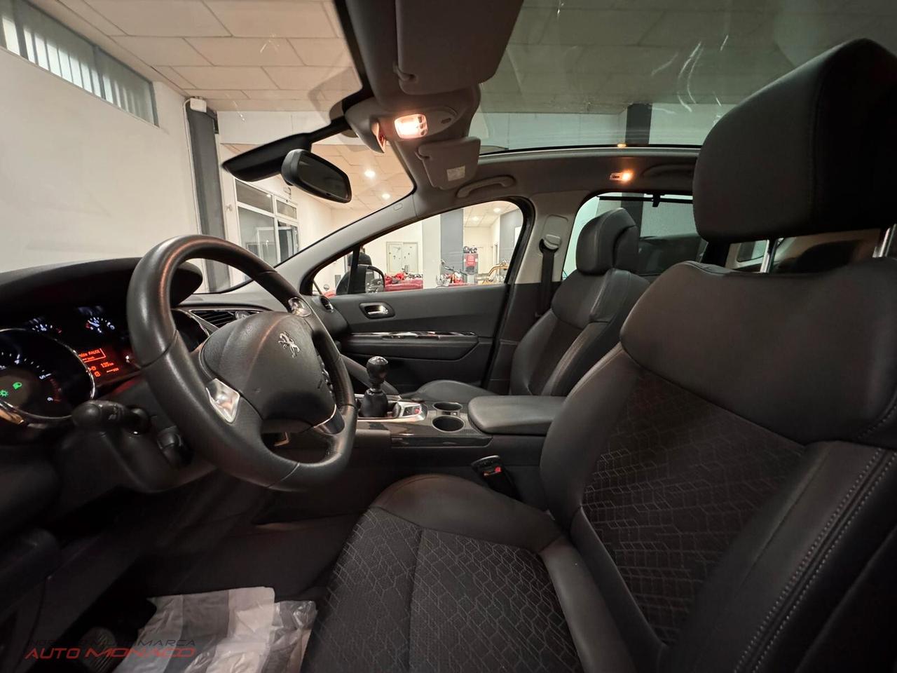 Peugeot 3008 1.6 HDi 115CV Allure 2014