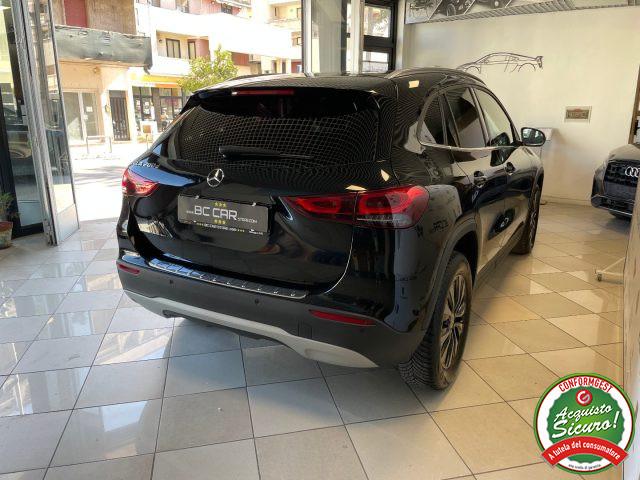 MERCEDES-BENZ GLA 200 d Automatic Business Extra