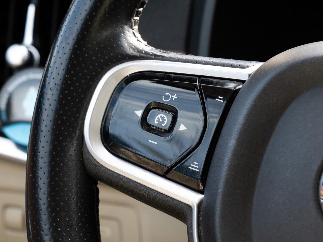 Volvo V90 D4 AWD Geartronic Inscription