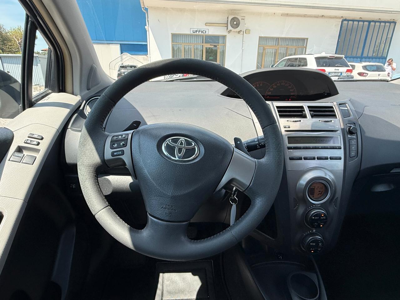 Toyota Yaris 1.3 5 porte M-MT Sol
