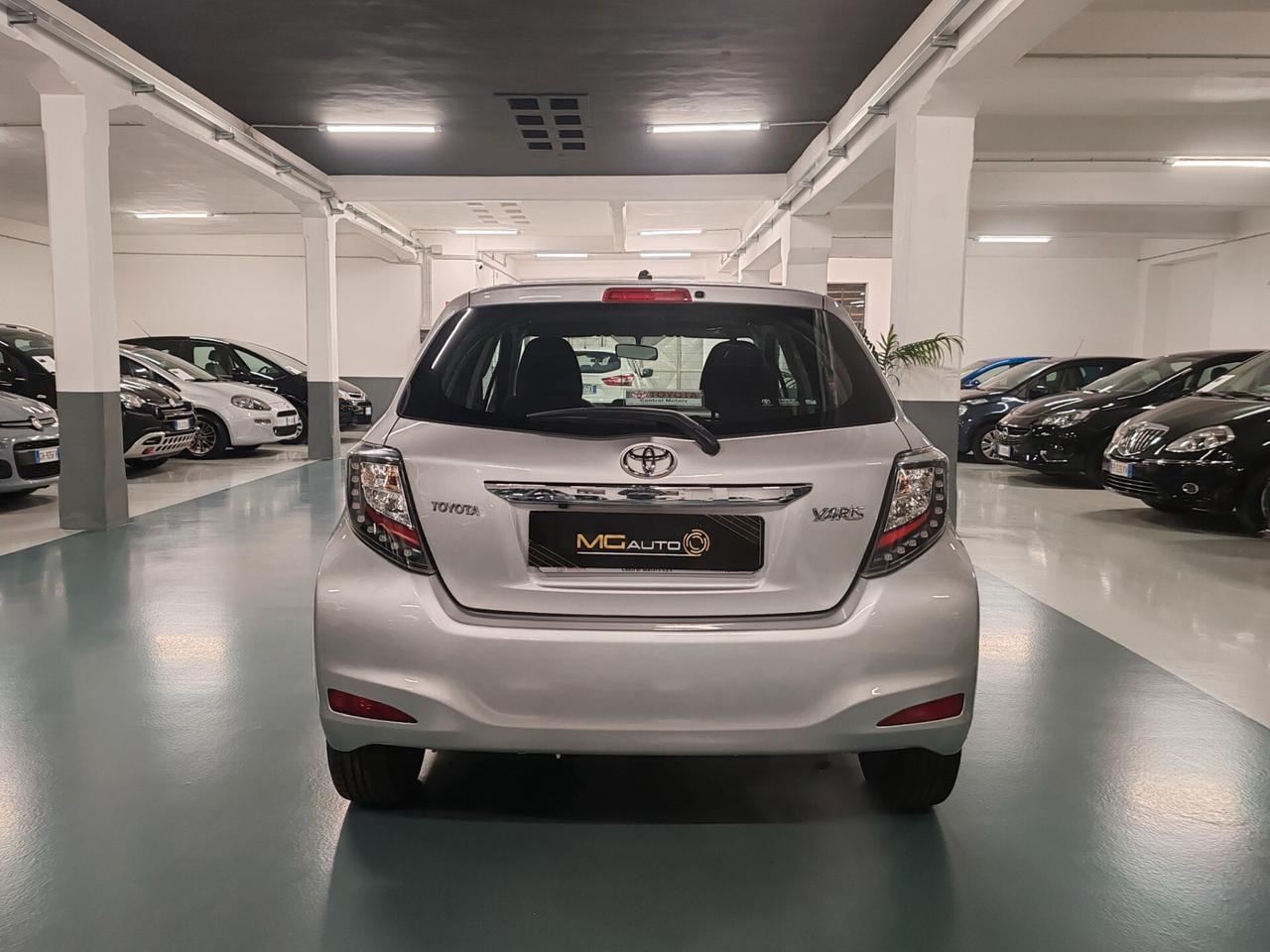 Toyota Yaris 1.3 5 porte Lounge