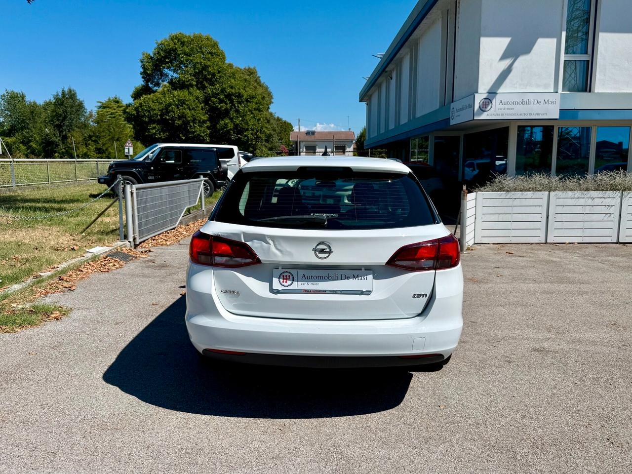 Opel Astra Sports Tourer 1.6 cdti Business Premium 136cv LAVORI ESEGUITI