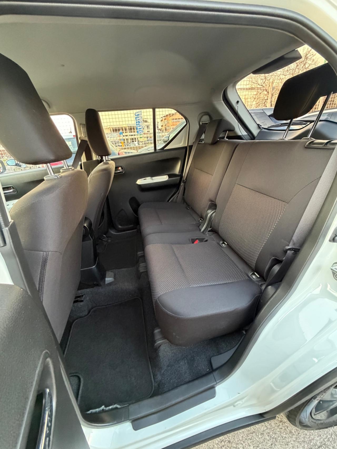 Suzuki Ignis 1.2 Hybrid Top