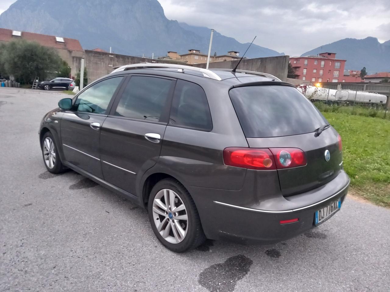 Fiat Croma 1.9 Multijet 16V Must