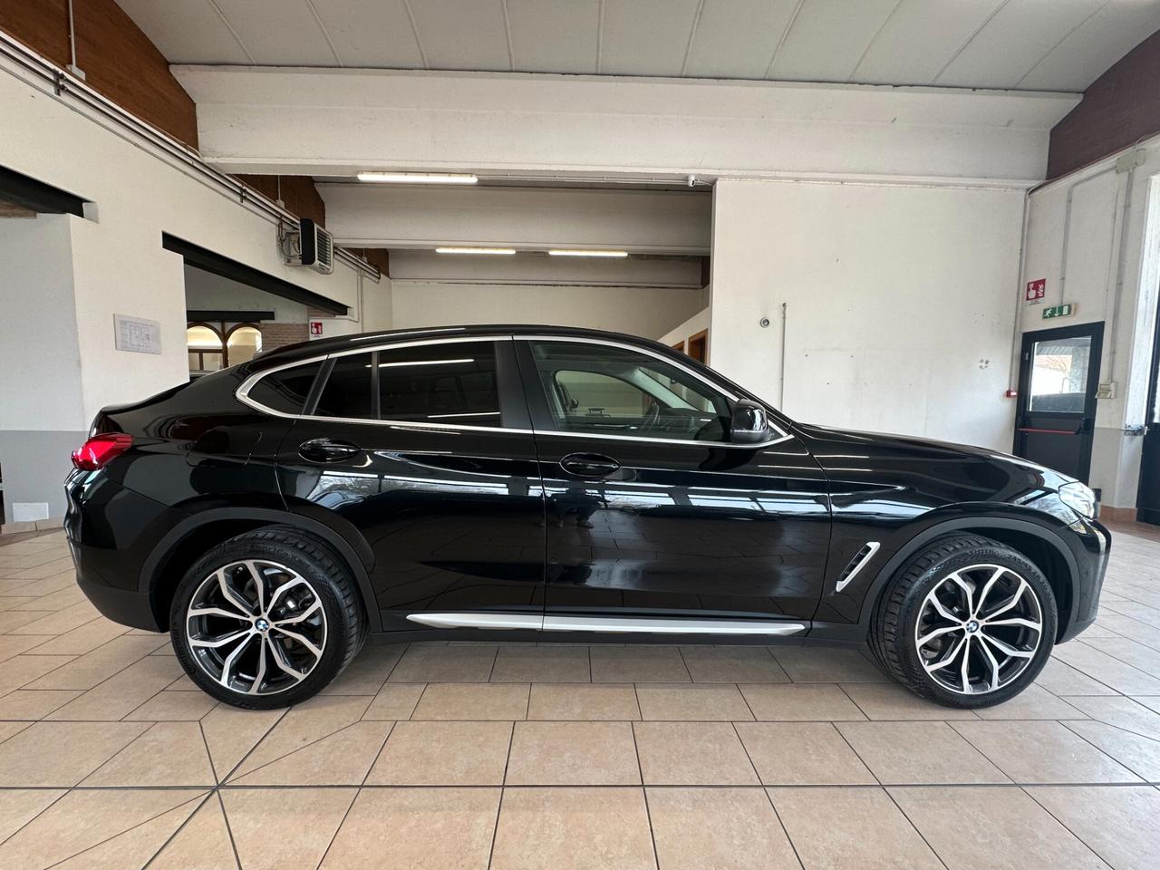 BMW X4 20D XDRIVE MHEV SPORT