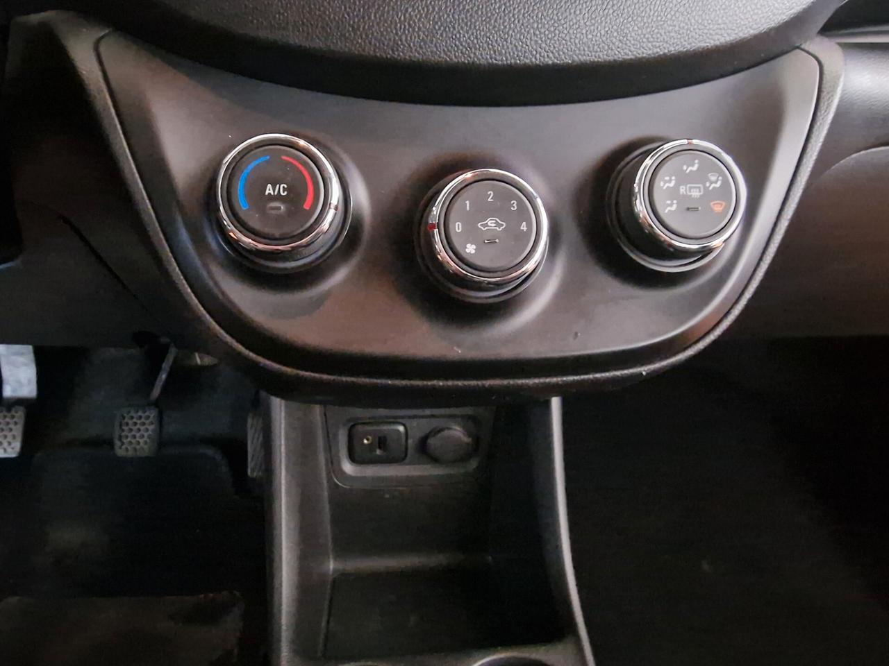 Opel Karl 1.0 75 CV Cosmo, 117 mila chilometri ok neopatentati