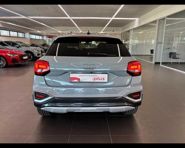 AUDI Q2 35 TDI S tronic Business Advanced