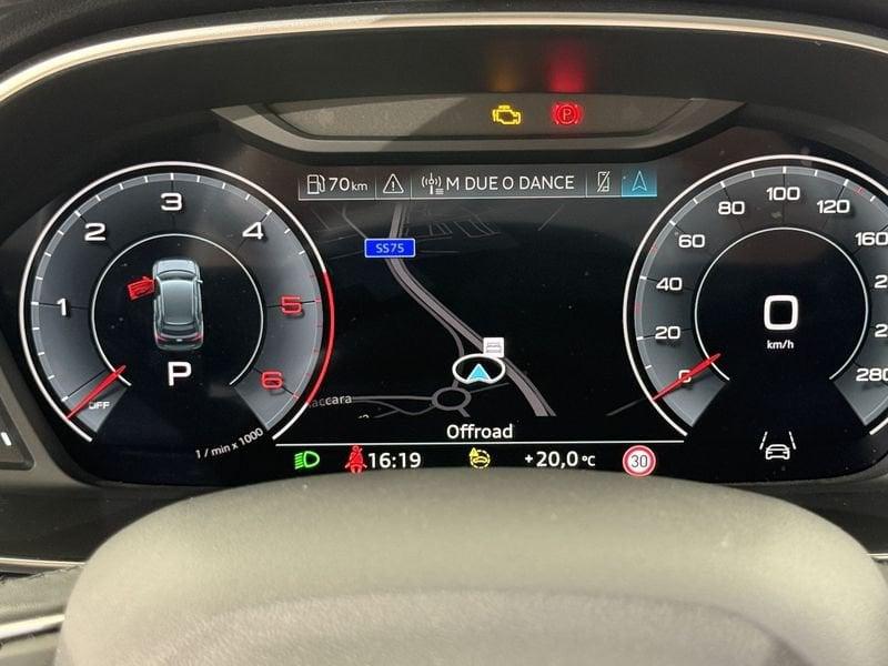Audi Q3 35 TDI S Tronic Business Advanced ** TETTO PANORAMICO **