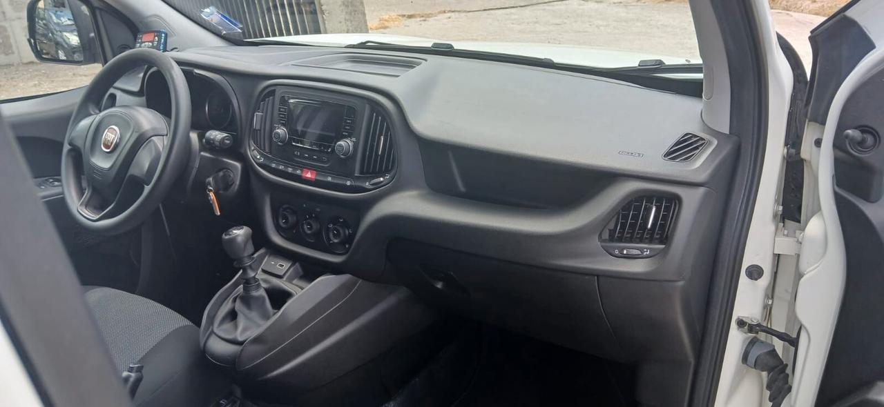 Fiat Doblò 1.6 MJT Frigo Coibentato - 2022