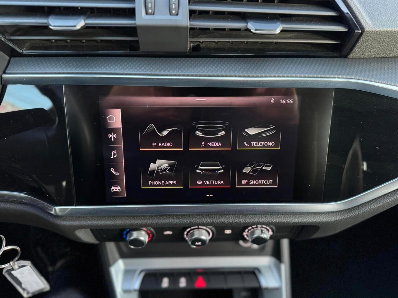 Audi Q3 Audi Q3 35 TDI S tronic Business Advanced