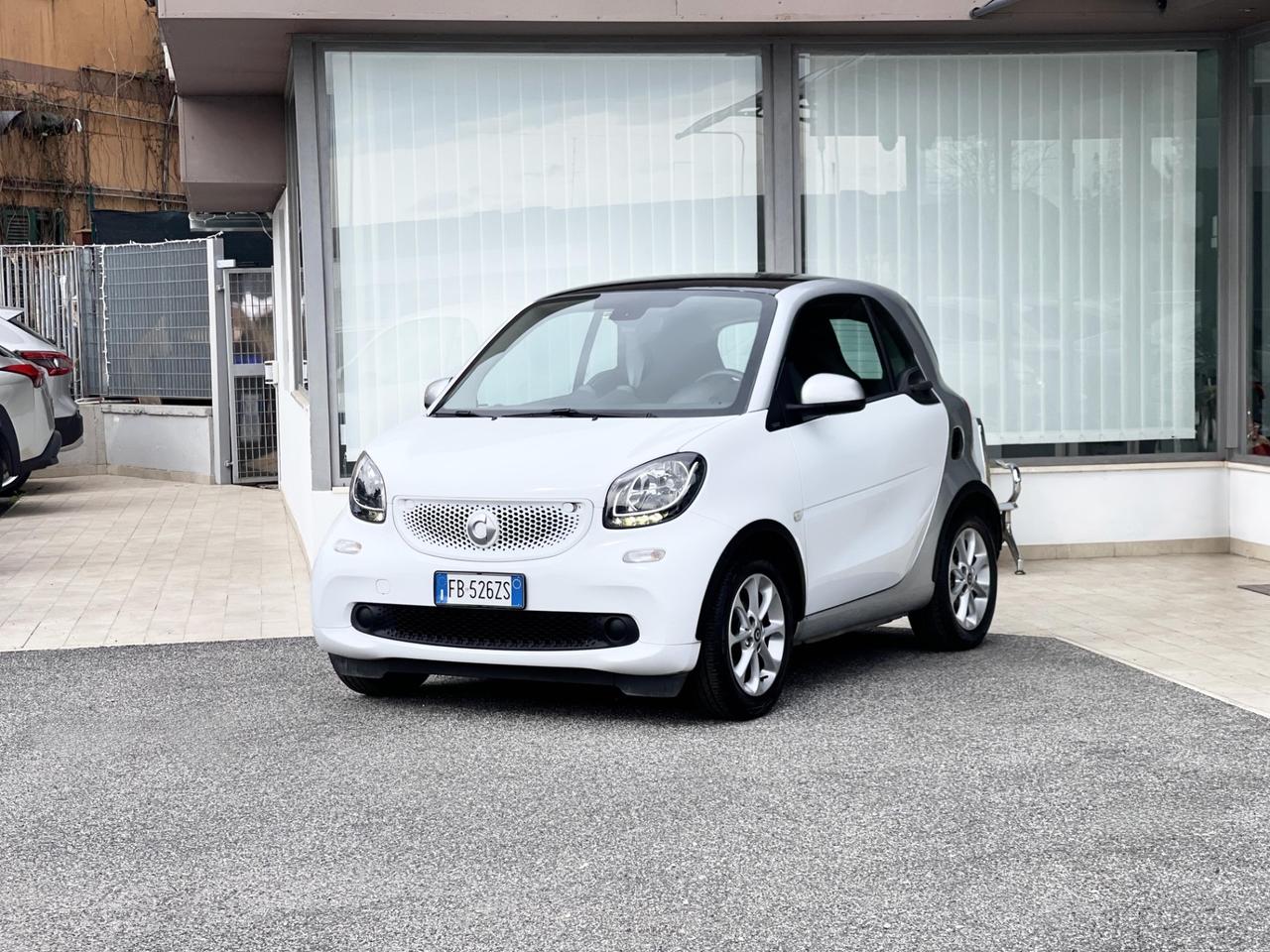 Smart ForTwo 1.0 Benzina 71CV E6 - 2016