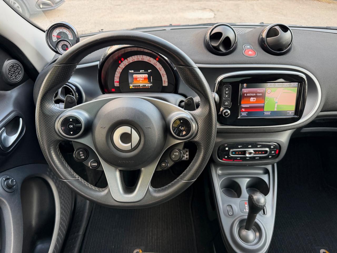 Smart ForFour 90 0.9 Turbo twinamic Prime LED TETTO