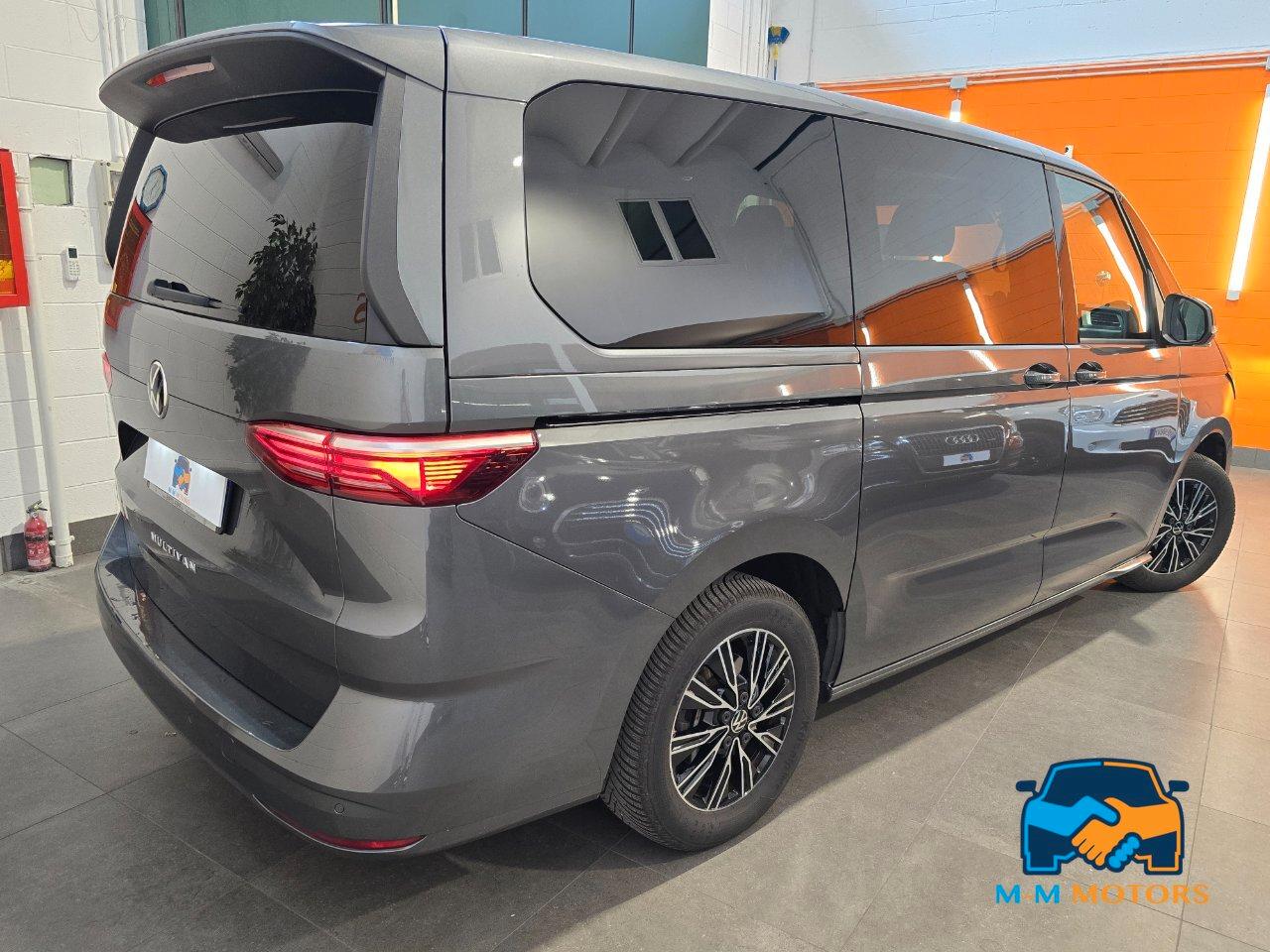 Volkswagen Multivan 2.0 tdi Life 150cv dsg 7p.ti T7