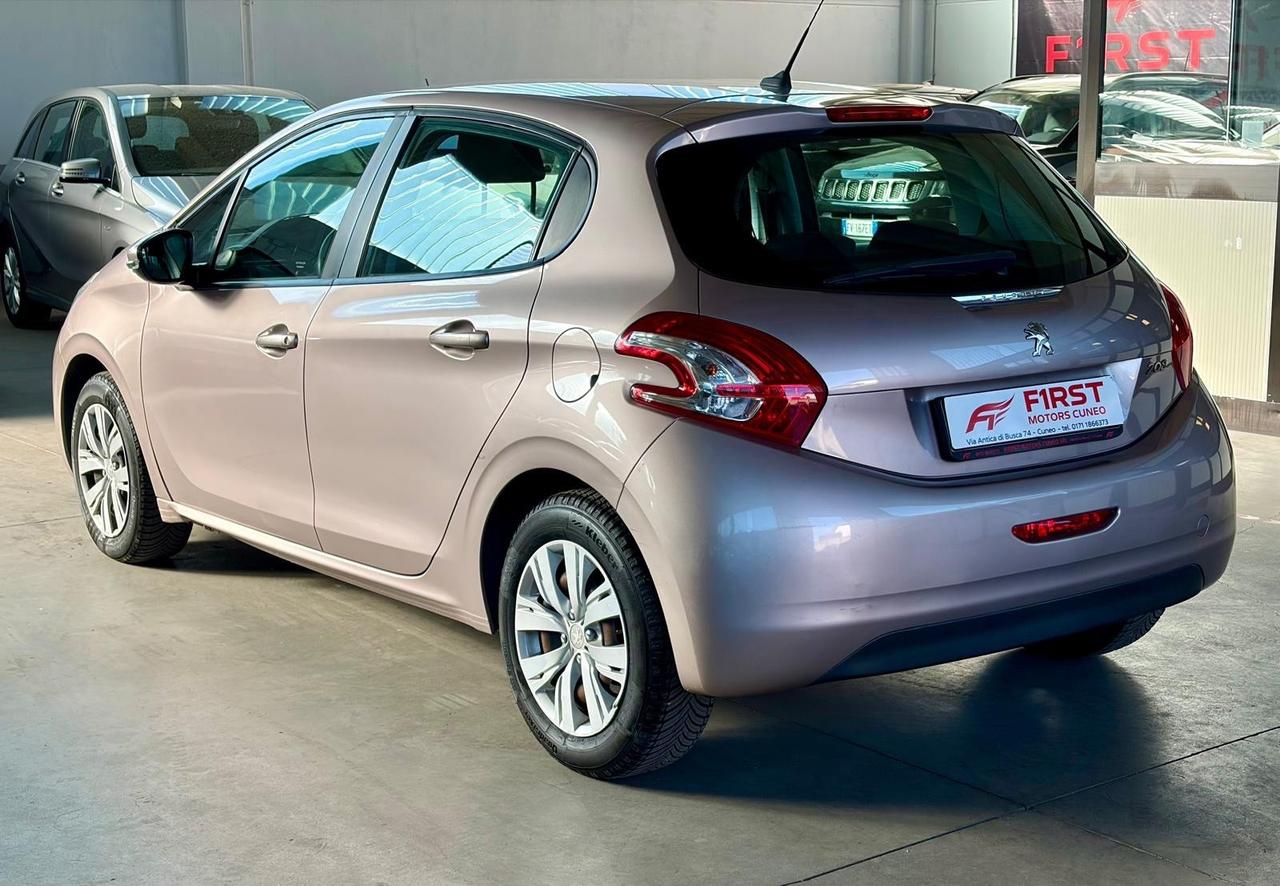 Peugeot 208 1.2 VTi 82 CV 5 porte Allure