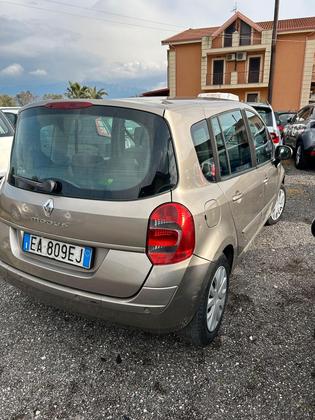 Renault Modus 1.5 dCi 85CV Dynamique