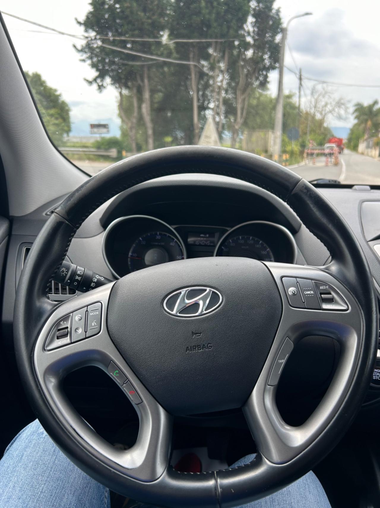 Hyundai iX35 1.7 CRDi 2WD Xpossible