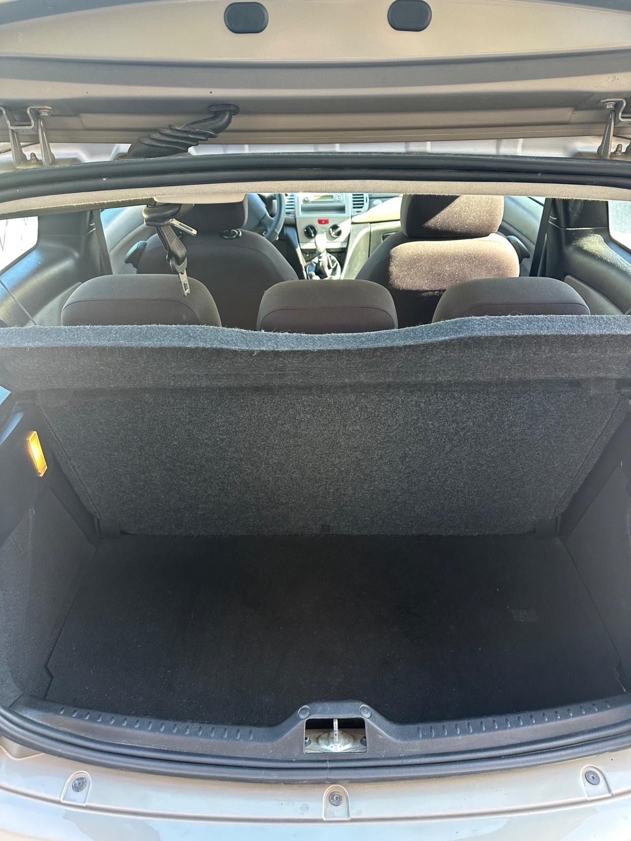Lancia Ypsilon 1.2 Argento