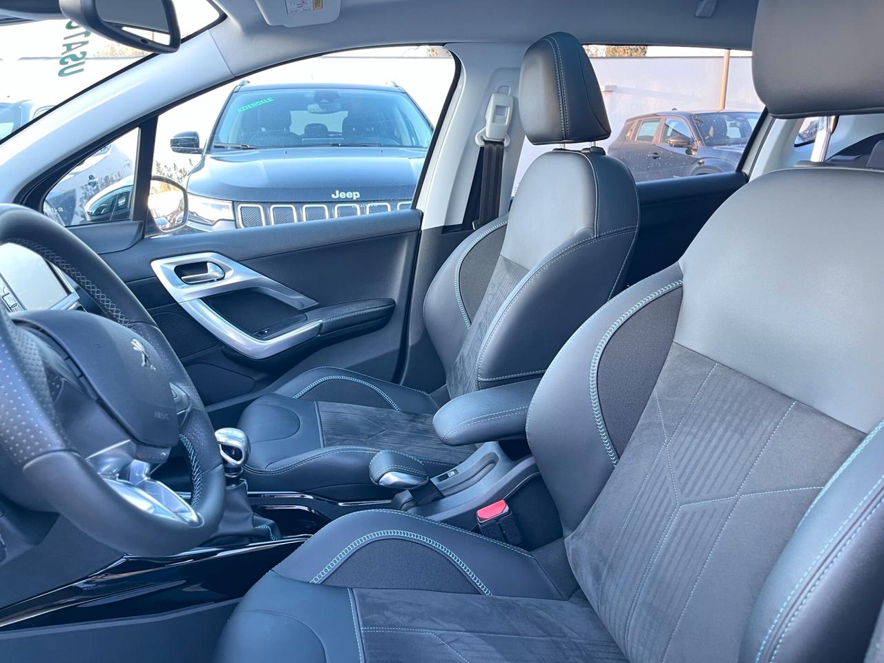 Peugeot 2008 BlueHDi 120 S&S Crossway (tetto in vetro)