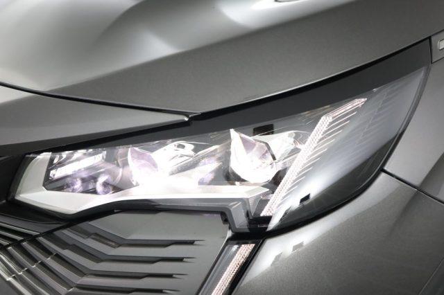 PEUGEOT 5008 5008 BlueHDi 130 S&S EAT8 GT