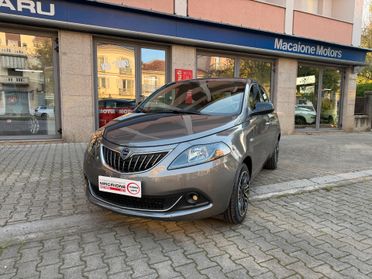 Lancia Ypsilon 1.0 Hybrid