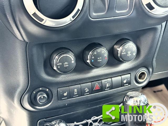 JEEP Wrangler 3p 2.8 crd Sahara auto