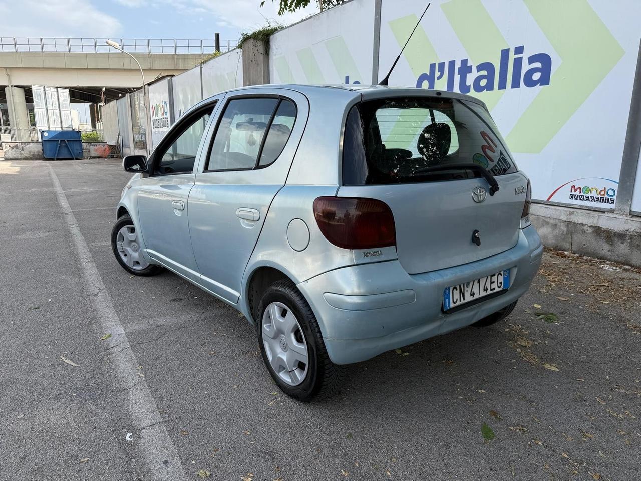 Toyota Yaris 1.4 tdi D-4D cat 5 porte 75cv