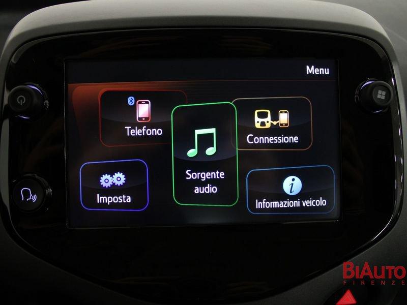 Toyota Aygo Aygo 5p 1.0 x-play m-mt 72cv