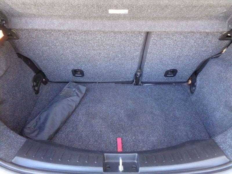 Lancia Ypsilon Ypsilon 1.0 FireFly 5 porte S&S Hybrid Ecochic Silver