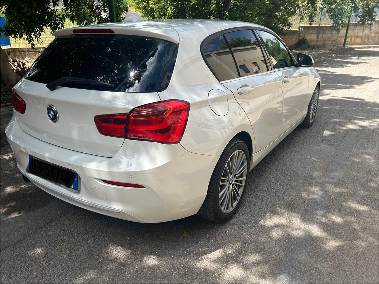 Bmw 116d 5p. Sport