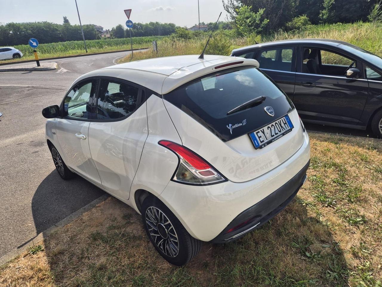 Lancia Ypsilon 1.2 69 CV 5 porte GPL Ecochic Unyca