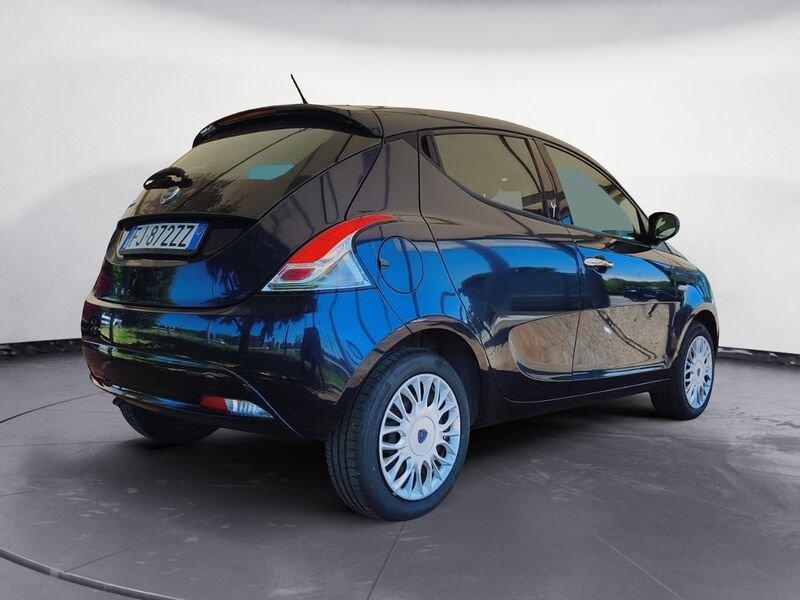 Lancia Ypsilon 1.2 69cv Silver