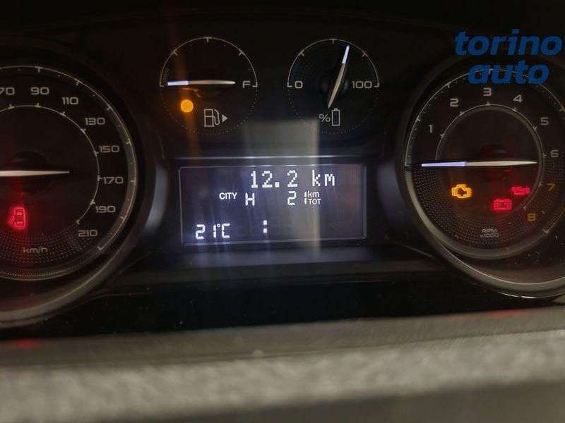 Lancia Ypsilon Ypsilon 1.0 FireFly 5 porte S&S Hybrid Silver