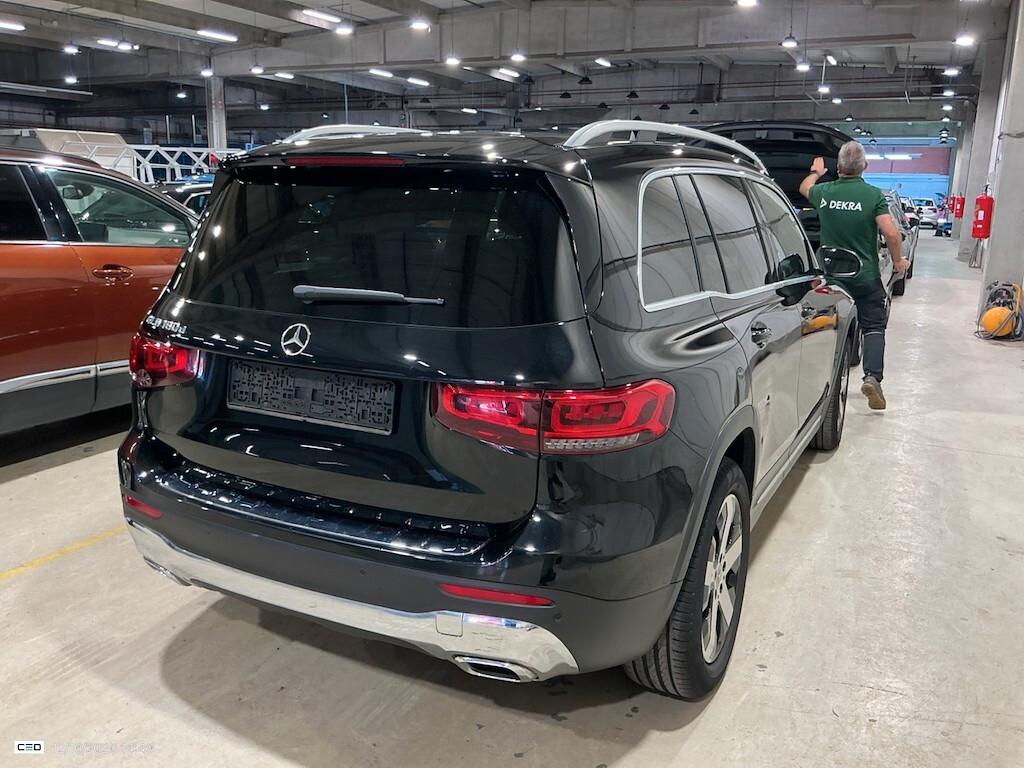 MERCEDES-BENZ GLB 180D 115CV AUTOMATIC BUSINESS SOLUTION ( FARI LED - CRUISE - PELLE - NAVI PREMIUM - PARK ASSIST )