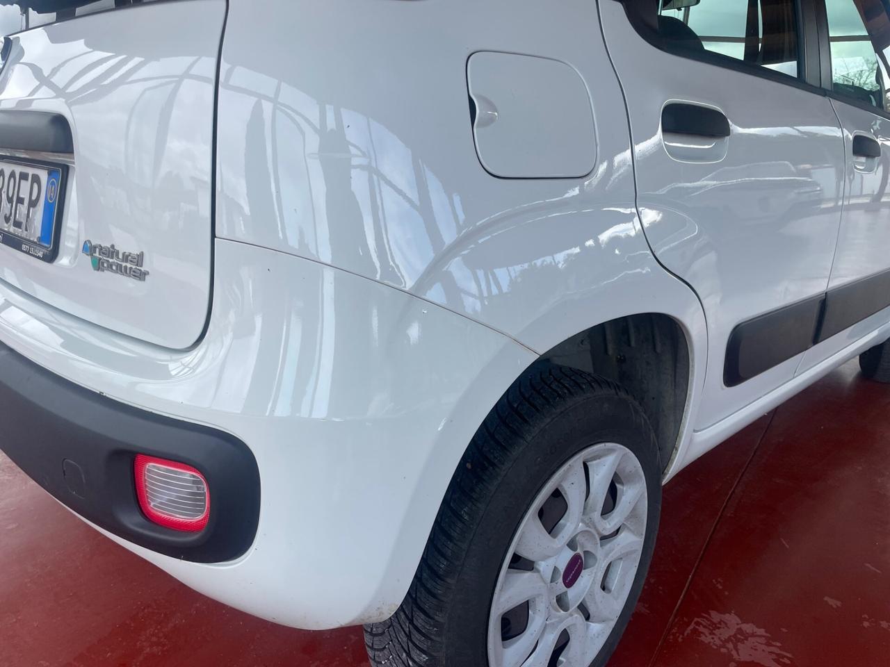 Fiat Panda 0.9 TwinAir Turbo Natural Power Lounge