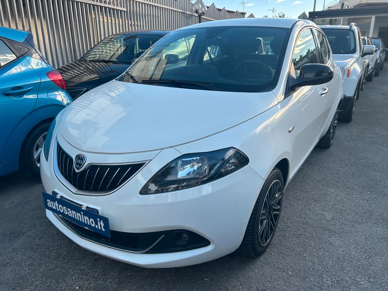 Lancia Ypsilon 1.2 69 CV 5 porte GPL Gold