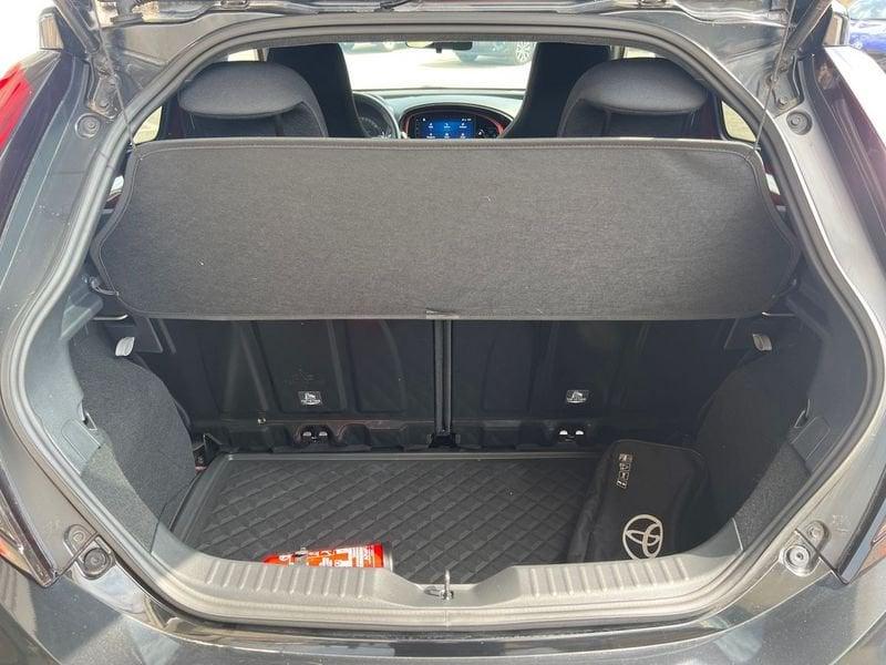 Toyota Aygo X 1.0 72cv Lounge S-CVT
