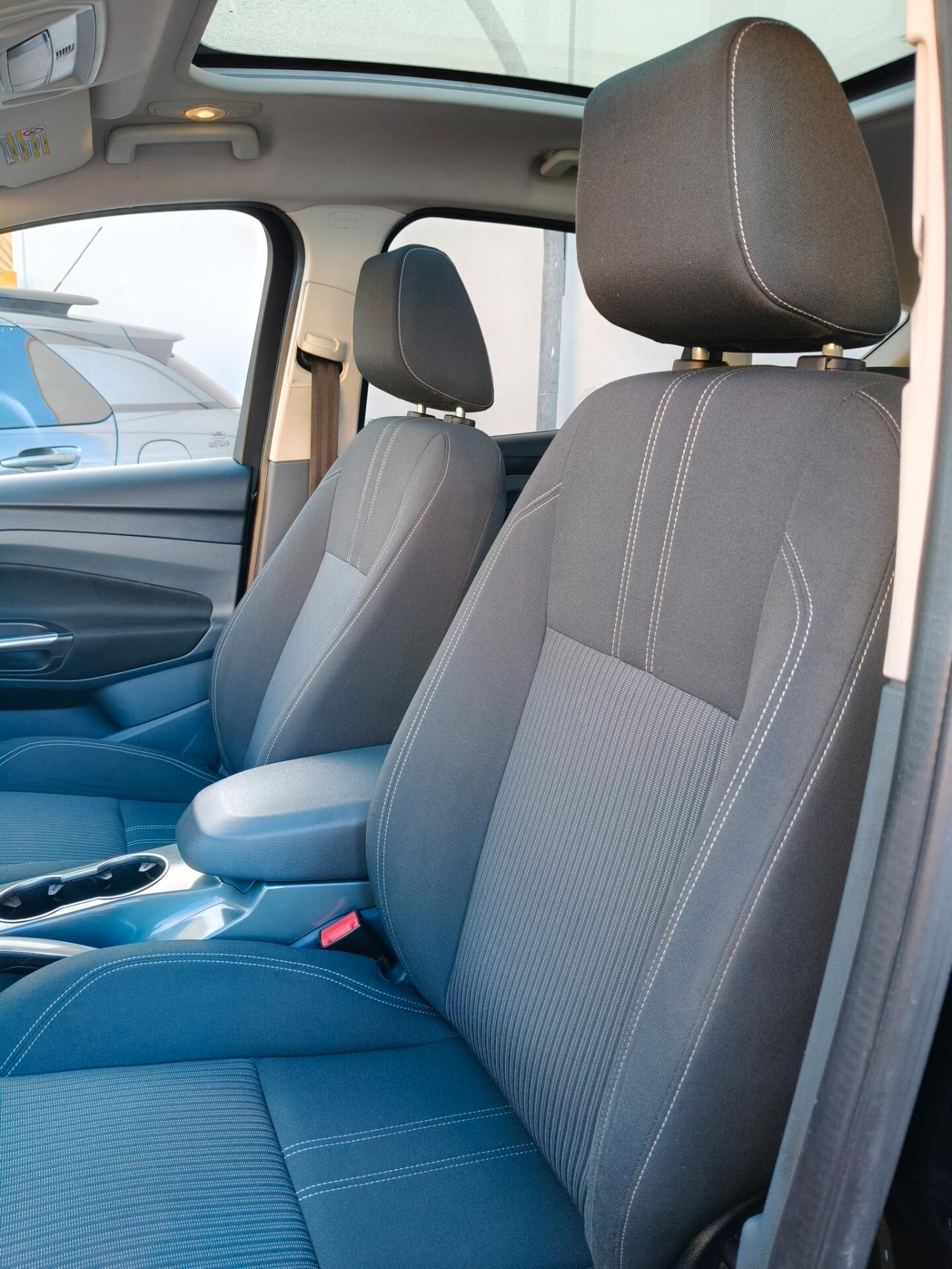 Ford C-Max 1.6 TDCi 115CV Titanium